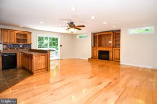 8870 Brook Dr, Waldorf, MD 20603 - Photo 9