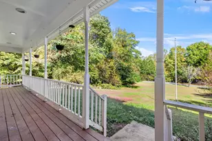 17259 Creekside Dr, Brandywine, MD 20613 - Photo 3
