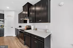 9210 Murdstone Ln, Waldorf, MD 20603 - Photo 5