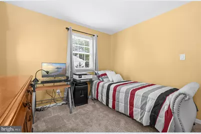 8721 Valley Drive, Waldorf, MD 20603 - Photo 9