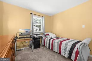 8721 Valley Dr, Waldorf, MD 20603 - Photo 9