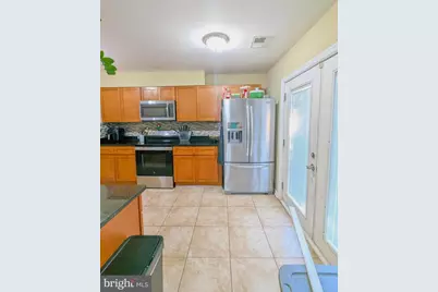 820 Holly Drive, La Plata, MD 20646 - Photo 3