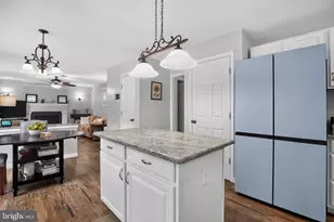 10490 Sagebrush Ct, Waldorf, MD 20601 - Photo 9