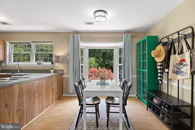 8929 Locust Street, Waldorf, MD 20603 - Photo 9