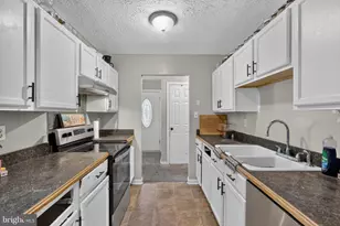 3385 Justice Ct, Waldorf, MD 20602 - Photo 3