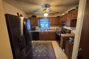 12208 Wendy Ln, Waldorf, MD 20601 - Photo 5