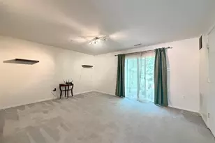 10186 Tree Frog Pl, White Plains, MD 20695 - Photo 5