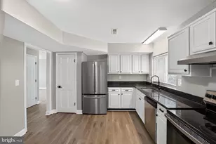 2421 York Ct, Waldorf, MD 20602 - Photo 9