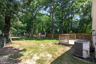 2421 York Ct, Waldorf, MD 20602 - Photo 31