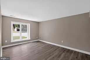 2421 York Ct, Waldorf, MD 20602 - Photo 7