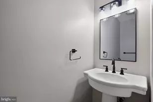 2421 York Ct, Waldorf, MD 20602 - Photo 25
