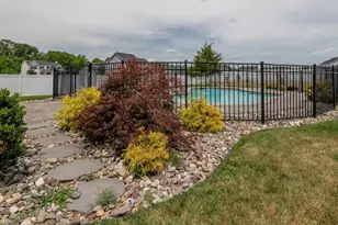 1006 Maiden Grass Dr, La Plata, MD 20646 - Photo 33