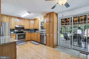 3505 Norwood Ct, Waldorf, MD 20602 - Photo 7