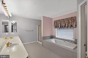 16801 Old Field Ln, Hughesville, MD 20637 - Photo 5