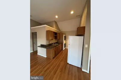 600 Charles Street #C, La Plata, MD 20646 - Photo 3