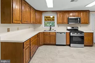 2822 N Matthews Rd, Bryans Road, MD 20616 - Photo 9
