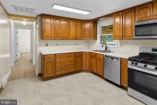 2822 N Matthews Rd, Bryans Road, MD 20616 - Photo 11