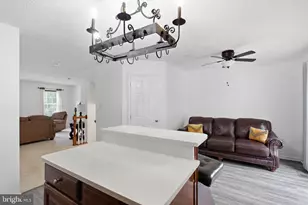 8012 Bullfinch Pl, White Plains, MD 20695 - Photo 9