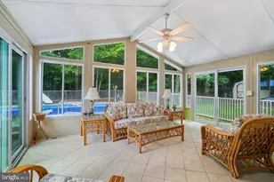 105 Cornwall Ct, La Plata, MD 20646 - Photo 7