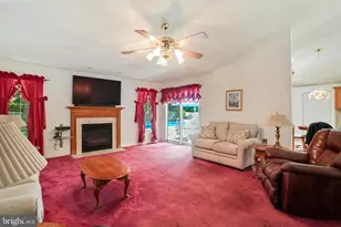 105 Cornwall Ct, La Plata, MD 20646 - Photo 9