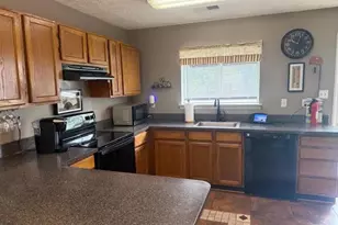 6207 Deerwood Ct, Waldorf, MD 20603 - Photo 5