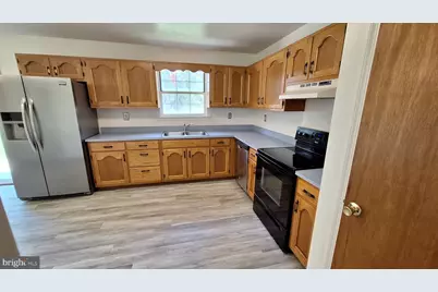 7108 Glen Albin Road, La Plata, MD 20646 - Photo 3