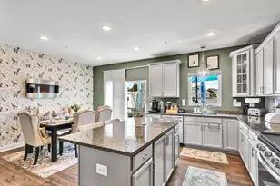 11228 St Luke Dr, White Plains, MD 20695 - Photo 21