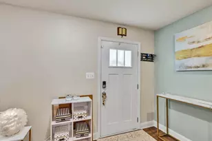 11228 St Luke Dr, White Plains, MD 20695 - Photo 7