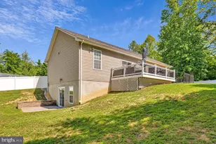 7098 Quicktree Pl, Hughesville, MD 20637 - Photo 35