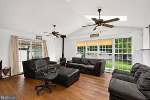 2710 Sun Valley Dr, Waldorf, MD 20603 - Photo 5