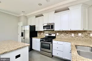 11177 Southport Pl, White Plains, MD 20695 - Photo 17
