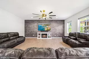 13722 Forbes Meadow Pl, Bryantown, MD 20617 - Photo 29