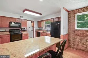 9655 Sharon Ave, La Plata, MD 20646 - Photo 11