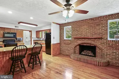 9655 Sharon Avenue, La Plata, MD 20646 - Photo 5