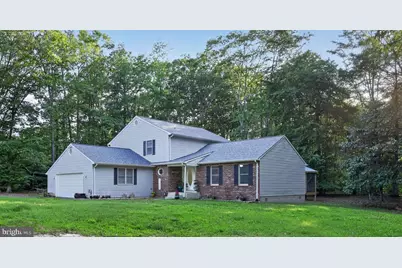 8835 Redbay Run, Bel Alton, MD 20611 - Photo 3