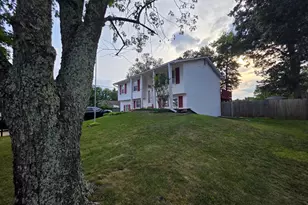 910 McIver Dr, Waldorf, MD 20602 - Photo 5