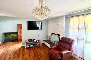 12846 Owens Dr, Waldorf, MD 20602 - Photo 3