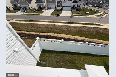 5569 Marksburg Pl, White Plains, MD 20695 - Photo 11