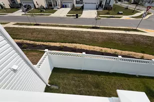 5569 Marksburg Pl, White Plains, MD 20695 - Photo 11