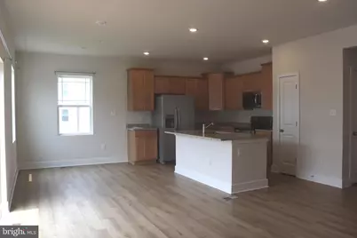10728 Millport St, White Plains, MD 20695 - Photo 7