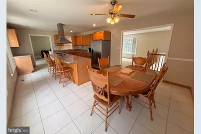 8910 Brook Drive, Waldorf, MD 20603 - Photo 5