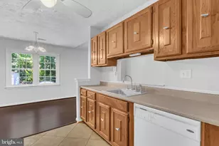 2124 Duchy Ct, Waldorf, MD 20602 - Photo 7