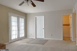 109 Morris Dr, La Plata, MD 20646 - Photo 11