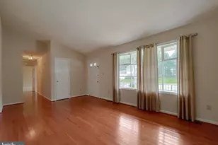 109 Morris Dr, La Plata, MD 20646 - Photo 23