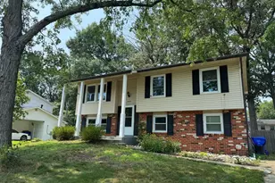 409 University Dr, Waldorf, MD 20602 - Photo 1