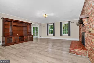 7075 Wood Glen Dr, Hughesville, MD 20637 - Photo 15