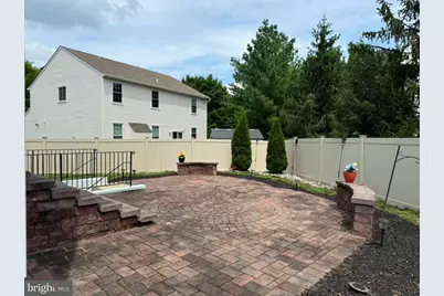2372 Albany Way, Waldorf, MD 20603 - Photo 3