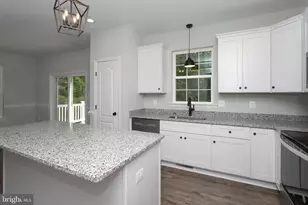 13135 Alyson Pl, Charlotte Hall, MD 20622 - Photo 3