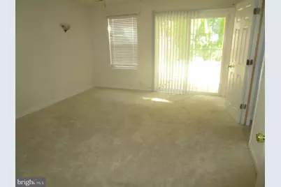 7911 Heatherleigh Place, White Plains, MD 20695 - Photo 5