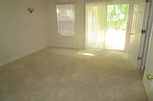 7911 Heatherleigh Pl, White Plains, MD 20695 - Photo 5